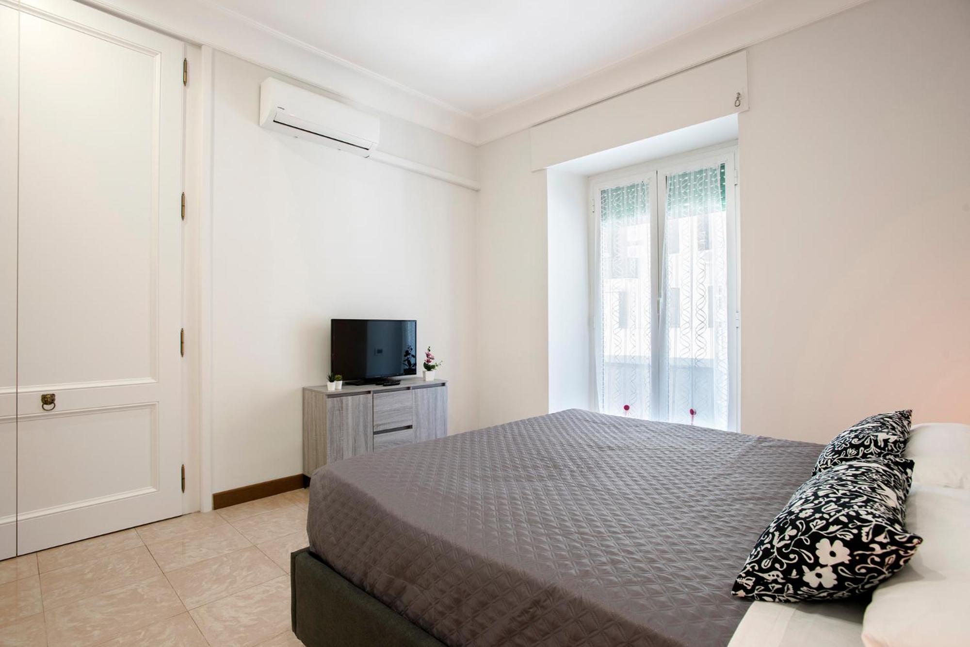 Апартаменты Appia Luxe - A Poche Fermate Del Centro Рим Экстерьер фото